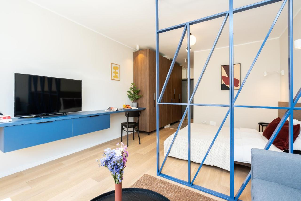 Elegant Studio In The Heart Of The Town Boekarest Buitenkant foto