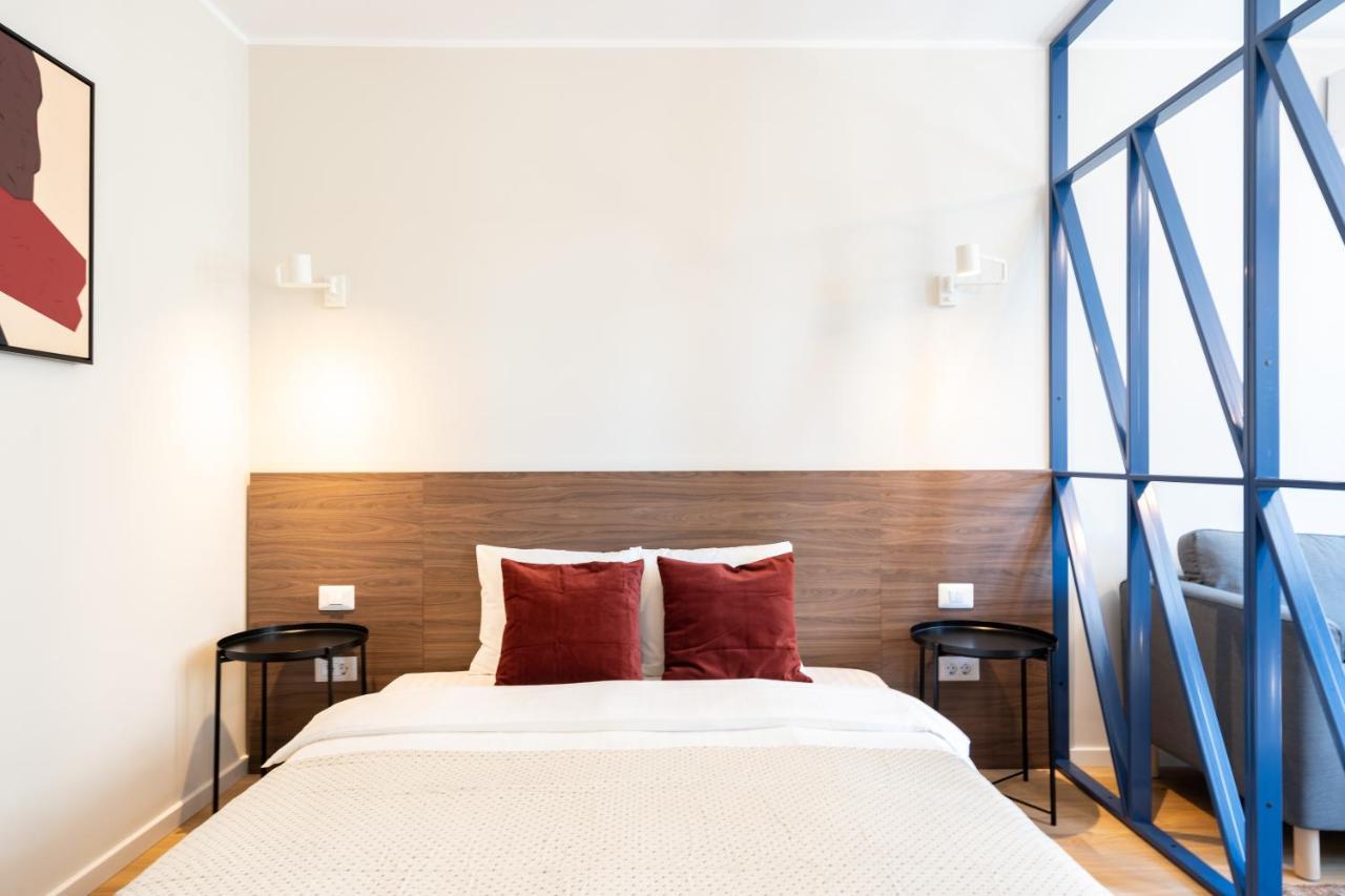 Elegant Studio In The Heart Of The Town Boekarest Buitenkant foto